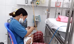 TP Hồ Chí Minh: Gia tăng trẻ nhập viện vì các bệnh đường hô hấp