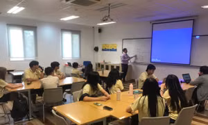 TP Hồ Chí Minh: Thông tin nhanh về tình hình dạy học tại Trường Quốc tế Mỹ Việt Nam