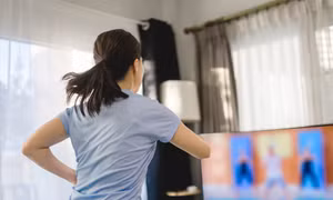 Tập thể dục với cường độ nặng mỗi ngày, HLV Aerobic nhập viện vì vỡ nang buồng trứng