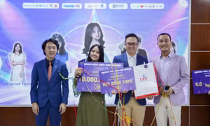 Quán quân YouBranding UEF 2024 được tặng học bổng 100% học phí