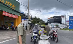 TP Hồ Chí Minh: Trên 1.500 bệnh nhân mắc COVID-19 nặng phải thở máy, thêm 2 ổ dịch mới
