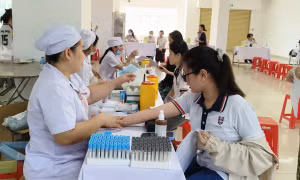 TP Hồ Chí Minh tăng tốc khám sức khỏe cho học sinh và người lao động