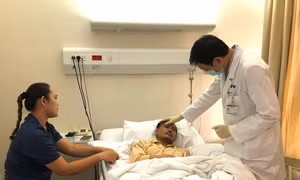 TP Hồ Chí Minh: Phối hợp 6 chuyên khoa cứu thuyền viên Philippines bị đa chấn thương 