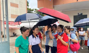 Thi tuyển sinh lớp 10: Thí sinh TP Hồ Chí Minh 'thở phào' với đề môn Toán 