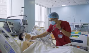 Kích hoạt báo động đỏ cứu sống bệnh nhân bị đâm 5 vết dao