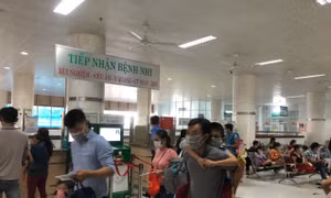  Thời tiết nắng nóng, người già trẻ em dễ mắc bệnh