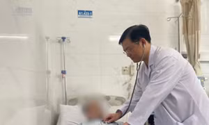 TP Hồ Chí Minh: Cứu sống một công nhân bị ngừng tim hai lần
