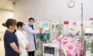 Bệnh viện Chợ Rẫy hỗ trợ Phú Quốc triển khai kỹ thuật lọc máu liên tục, cứu sống bệnh nhân nguy kịch