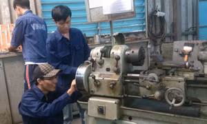 Cần sự thống nhất và đồng bộ thời gian đi học của sinh viên để tránh sự bất an