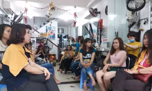 Nhộn nhịp các dịch vụ làm đẹp cuối năm 