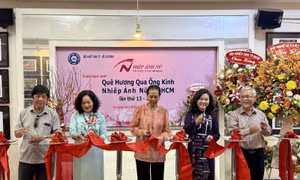 'Quê hương qua ống kính nhiếp ảnh nữ TP Hồ Chí Minh' lần thứ 13
