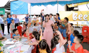 Đưa sách đến gần trẻ em trong mùa hè