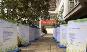 Thi ca trước áp lực công nghệ số