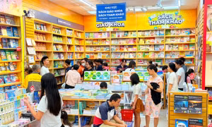 TP Hồ Chí Minh hướng dẫn mượn, trả sách giáo khoa