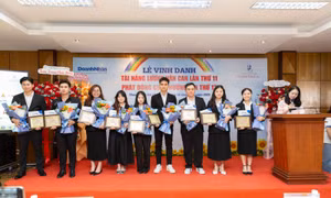 Vinh danh 9 thí sinh xuất sắc đạt Giải thưởng tài năng Lương Văn Can