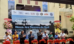 Dòng sông 'kể chuyện' lịch sử và tương lai Nam Bộ
