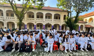 TP Hồ Chí Minh: Muốn học theo nơi tạm trú, phụ huynh phải cập nhật trước 3/3