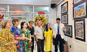 Sắc xuân đất nước qua triển lãm ảnh nghệ thuật