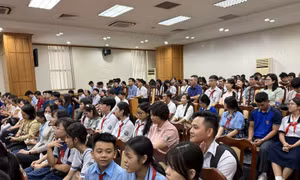 TP Hồ Chí Minh: Cảnh giác trước thông tin giả mạo thông báo nhập học đầu cấp 