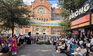 Đường sách TP Hồ Chí Minh hưởng ứng Ngày sách và Văn hóa đọc Việt Nam 2025
