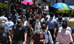 Ca mắc COVID-19 cao kỷ lục, Singapore đổi trọng tâm báo cáo dữ liệu hàng ngày