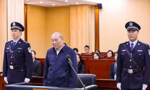 Chiến dịch ‘đả hổ’ tham nhũng Trung Quốc gắt gao kỷ lục, không cho ‘hạ cánh’ an toàn