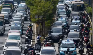 Công chức, sinh viên tại thủ đô Indonesia phải làm việc tại nhà để hạn chế ô nhiễm