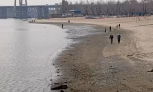 Quan chức Kherson của phía Nga nói Ukraine tổn thất nặng khi cố vượt sông Dnipro