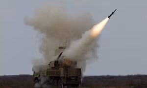 Phòng không Syria bắn hạ tên lửa Israel nhắm vào thủ đô Damascus
