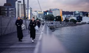 New Zealand dỡ bỏ các biện pháp hạn chế COVID-19 cuối cùng