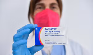 Pfizer cấp 10 triệu liệu trình trị COVID-19 cho các nước đang phát triển 