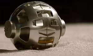 Robot tí hon thám hiểm Mặt trăng
