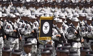 Tổng thống Mexico muốn giải tán hoàn toàn quân đội