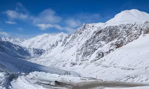 Kyrgyzstan mời Trung Quốc nhập khẩu nước uống