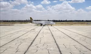 Syria: Quân đội Israel nã tên lửa sân bay Damascus, Aleppo