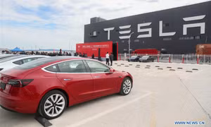 ​Tesla thu hồi hơn 475.000 xe điện do nguy cơ đâm va