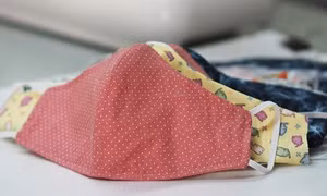 Khẩu trang vải ngăn COVID-19 tốt hơn