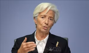 Chủ tịch ECB phát tín hiệu tiếp tục tăng lãi suất để kiềm chế lạm phát