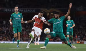‘Pháo thủ’ Arsenal hoang mang vì thiết quân luật tại Ukraine