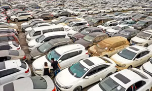 'Nghĩa địa' ô tô - bằng chứng về sức mạnh của trận lụt kỷ lục ở Trung Quốc