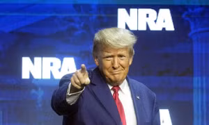 Quỹ tranh cử của cựu Tổng thống Trump bội thu nhờ vụ truy tố