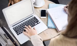 Các tập đoàn công nghệ khuyến khích nhân viên làm việc tại nhà