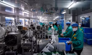 Khẩu trang kém chất lượng len lỏi vào kho vật tư chống COVID-19 của Mỹ