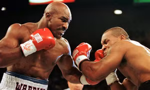 Evander Holyfield sẵn sàng lần thứ 3 thượng đài với Mike Tyson