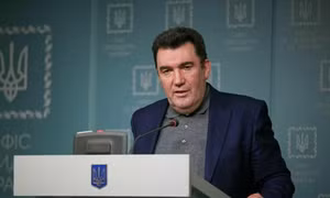 Ukraine tuyên bố NATO sẽ bảo vệ đoàn xe chở vũ khí viện trợ 