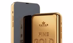 Mở bán điện thoại iPhone 12 Pro bằng vàng khối 24K nặng 1kg, giá 3,7 tỉ đồng