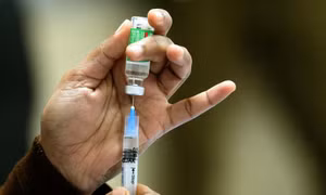 Giới khoa học phát triển ‘siêu vaccine’ ngừa được mọi biến thể SARS-CoV-2