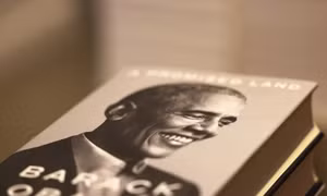 Hồi ký của ông Barack Obama lập kỷ lục trong ngày phát hành