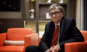 Bill Gates đặt dấu hỏi về uy tín của FDA trong phê chuẩn vaccine COVID-19