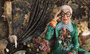 Iris Apfel - huyền thoại thời trang truyền cảm hứng ở tuổi 100